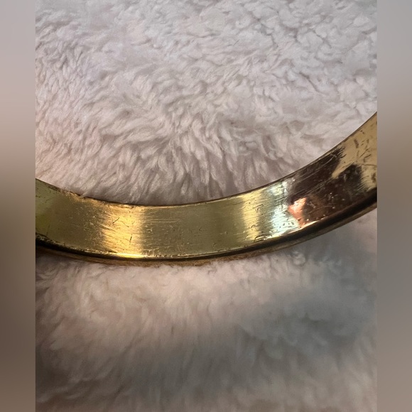 Rare Vintage Goldtone n Red Coral Bangle - Picture 3 of 7